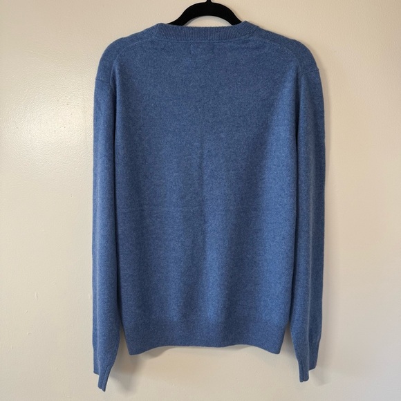 SOLD Magaschoni Men's Crewneck Cashmere Sweater in Blue - Picture 3 of 6